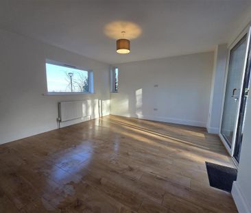 2 bedroom bungalow to rent - Photo 3