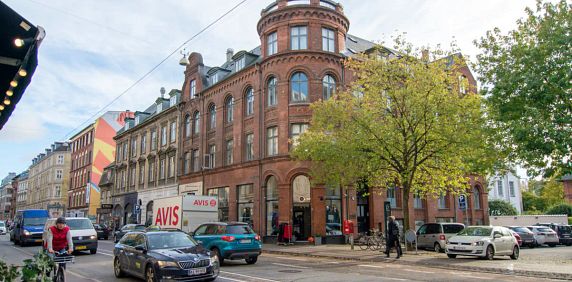 Nyrenoveret herskabslejlighed i centrum af Frederiksberg - Foto 2