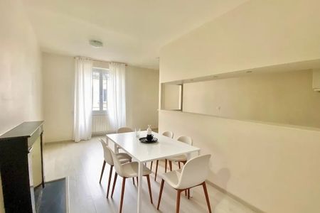 Location Appartement 2 pièces 45m² - Photo 3