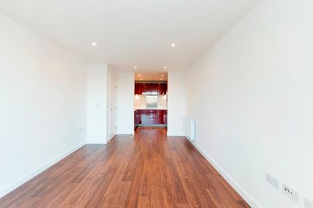 1 Bed Flat, Atkins Square, E8 - Photo 2