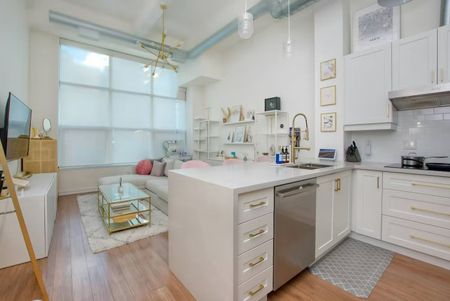 For Lease - 135 Dalhousie Street Unit# 303, Toronto, Ontario - Photo 2