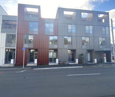 Stylish CBD Studio – Furnishings and Power Included! - Photo 3