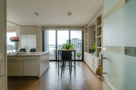 Buitengewoon Penthouse met Adembenemend Uitzicht - Photo 2