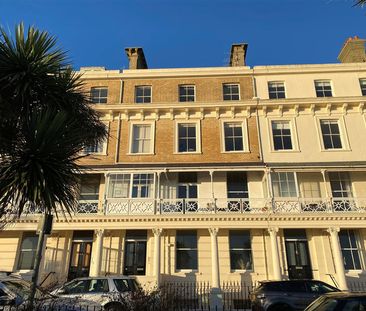 Heene Terrace, Worthing - Photo 3