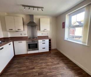 2 bedroom property to rent in Warrington - Photo 1