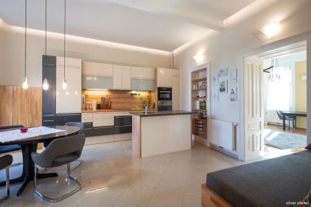 EDEL EINGERICHTETE 3 ZIMMER WOHNUNG NAHE AUMANNPLATZ - Photo 4