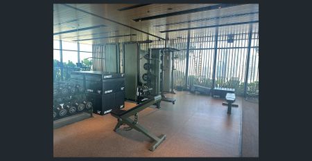 Upper House - Unfurnished - Photo 3