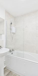 1 bedroom property to rent - Photo 4