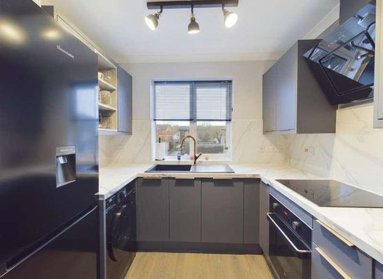 St. Pauls Court, Reading, RG1 - Photo 1