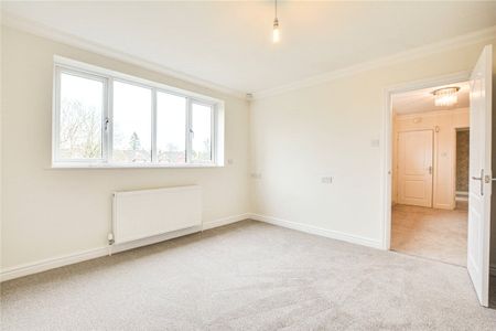 A detached 4 bedroom family home with a double garage and driveway parking in Hale Barns. - Photo 5