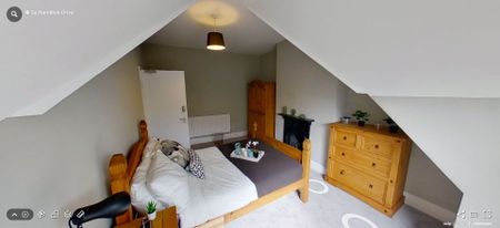 3A Hamilton Drive, NG7 1DF, NOTTINGHAM - Photo 2