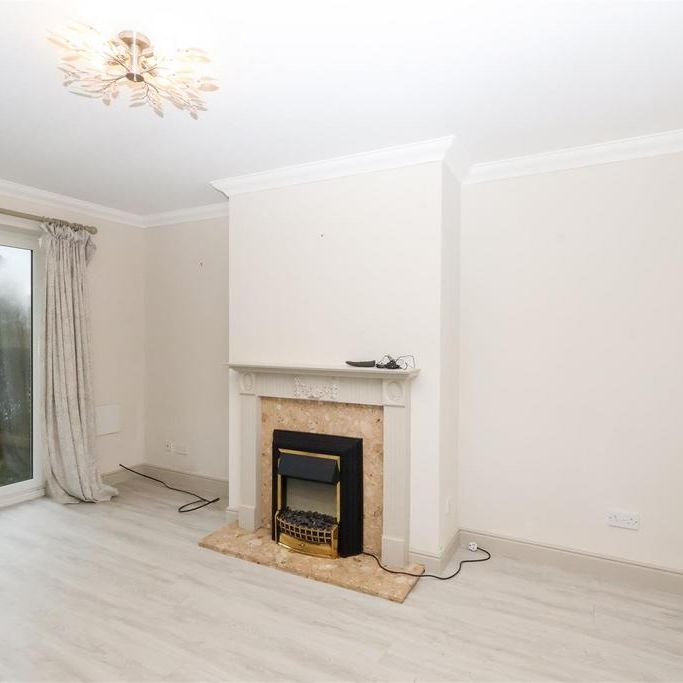 2 bedroom semi-detached bungalow to rent - Photo 1