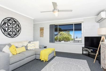Coastal Convenience Meets Low-Maintenance Living - Photo 5