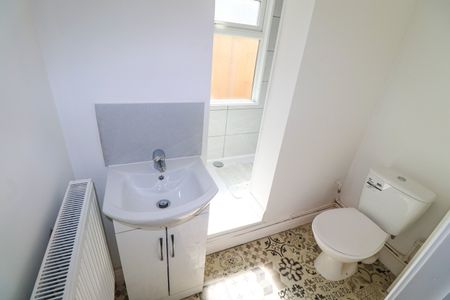 Room in a Shared House, Goosemore Lane, B23 - Photo 2