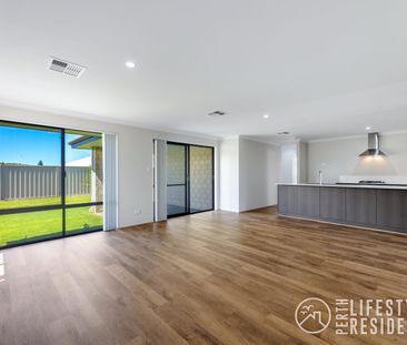 GORGEOUS FAMILY HOME FOR RENT - Photo 3