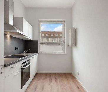 Traumhaft sanierte 2-Zimmer Wohnung mit Einbauküche in Steglitz! - Foto 1