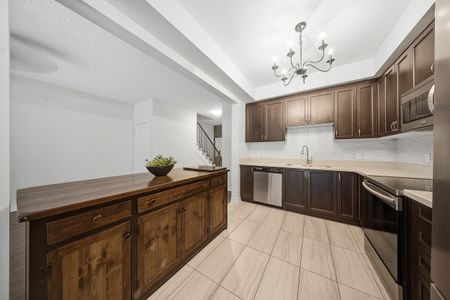 For Lease - 43 Kerman Avenue Unit# 3, Grimsby, Ontario - Photo 4