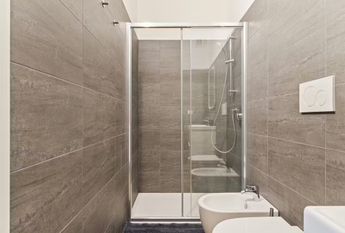 Via Luciano Manara, Milan, Lombardy 20122