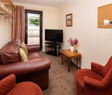 10 St Hildas Mews - Photo 1