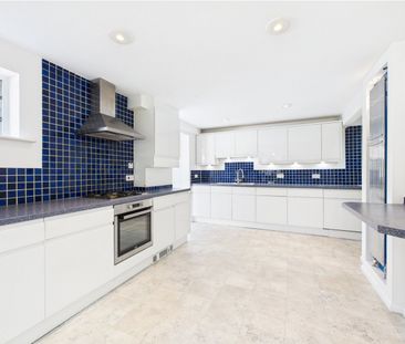 Burghfield Road, Reading, Berkshire, RG30 - Photo 6