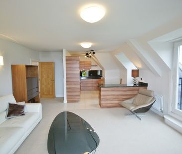 Upper Meadow, Hedgerley Lane, Gerrards Cross,SL9 - Photo 3