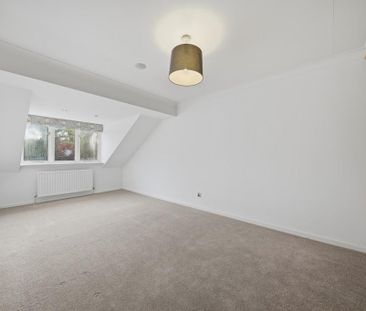 4 bedroom detached house to rent - Photo 1