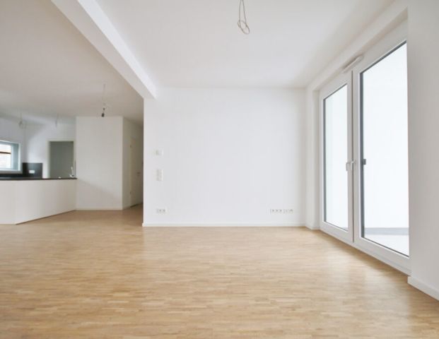 Moderne 3-Zimmer-Wohnung mit Wasserblick - Photo 1