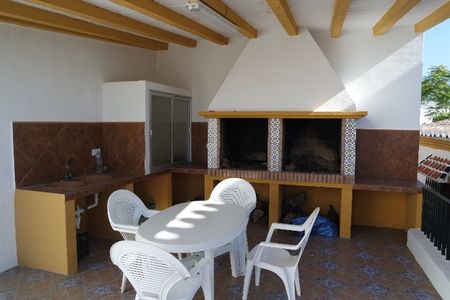 Country Home for rent in Torrox - Photo 4