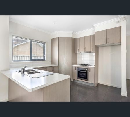 1/36 Widford Street, Glenroy, Vic 3046 - Photo 1