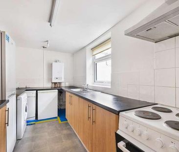 Amity Place, North Hill, Plymouth, PL4 - Photo 2