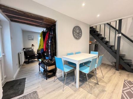 2 bedroom end of terrace house to rent - Photo 3