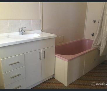 3/54 Dening Street, The Entrance, NSW 2261 - Photo 4