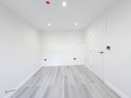 Seven Sisters Road, N15, London - Photo 1