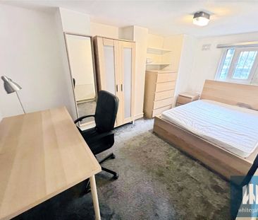 Burchett Grove, Woodhouse, Leeds, LS6 - Photo 4