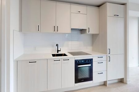 For Lease - 5 Quarrington Lane Unit# 810, Toronto, Ontario - Photo 4