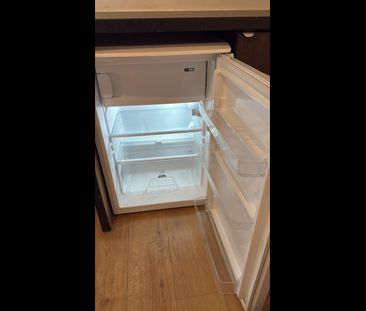 Room in a Shared House, Ivy Road, NW2 - Photo 5