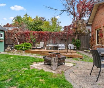 For Lease - 1086 MISSISSAUGA VALLEY Boulevard Unit# UPPER, Mississa... - Photo 2