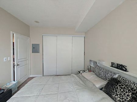 For Lease - 509 Beecroft Road Unit# 2017, Toronto, Ontario - Photo 2
