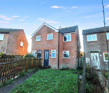 3 bedroom semi-detached house to rent - Photo 5