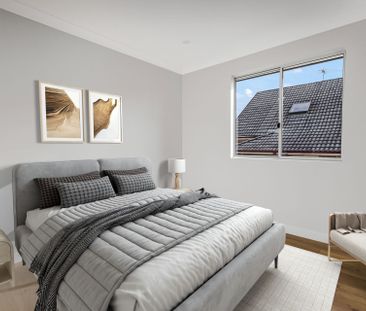 THREE BEDROOM TOWNHOUSE - Photo 2