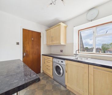 Edgell Road, Staines-upon-Thames, Surrey,TW18 - Photo 5