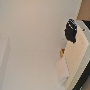 EXCELLENT LAYOUT 2 bedroom 1 bath apartment WITH car parks - Photo 3