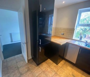 2 bedroom House To Let - Photo 5