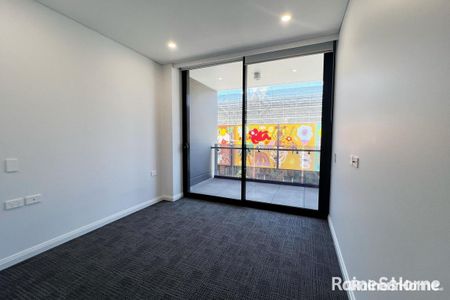Modern 2-Bed Apartment in the Heart of Zetland - Photo 2