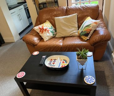 Sycamore Road, Guildford - Photo 5