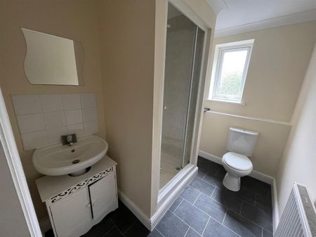 3 Olive Crescent, BIRKENHEAD CH41 - Photo 4