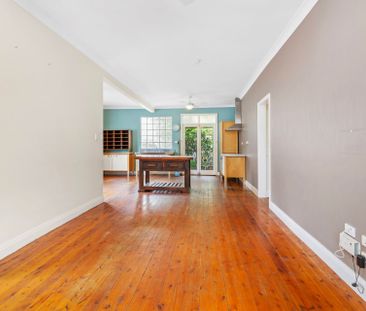 This charming country cottage awaits you! - Photo 3