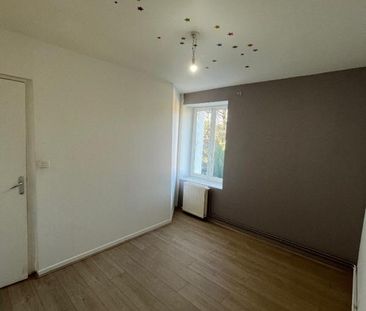 Appartement Le Chambon-Feugerolles - Photo 1
