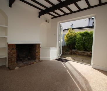 2 bedroom terraced house to rent - Photo 2