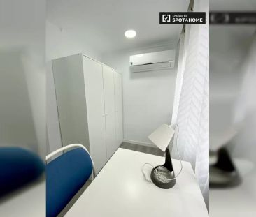 Single Bed in Rooms for rent in 4-bedroom apartment with AC in Algi... - Photo 4